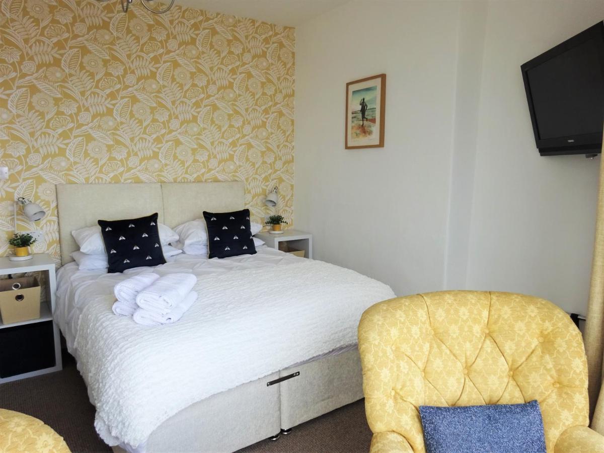 Shipping Lanes Hotel Morecambe Bagian luar foto