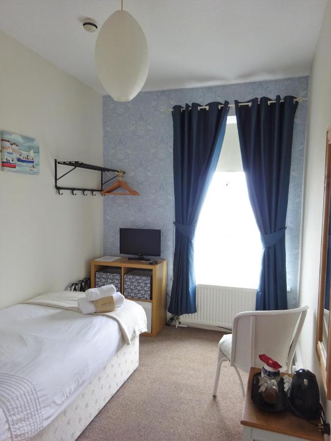Shipping Lanes Hotel Morecambe Bagian luar foto