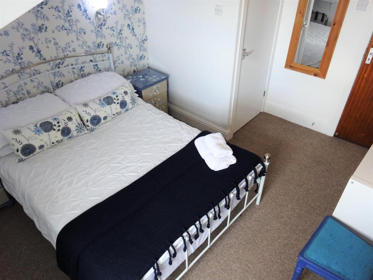 Shipping Lanes Hotel Morecambe Bagian luar foto