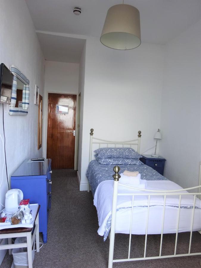 Shipping Lanes Hotel Morecambe Bagian luar foto