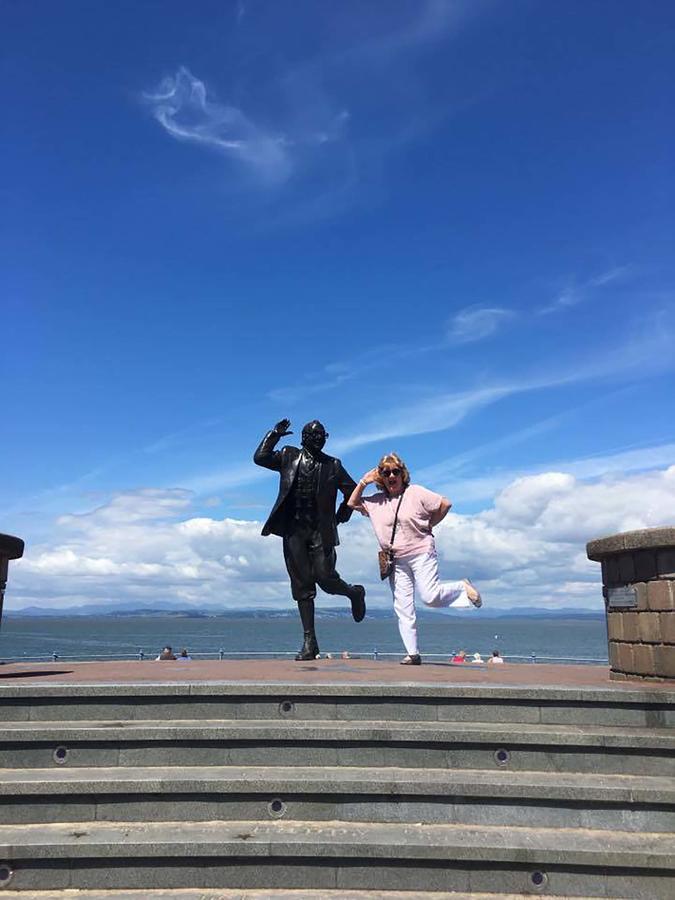 Shipping Lanes Hotel Morecambe Bagian luar foto